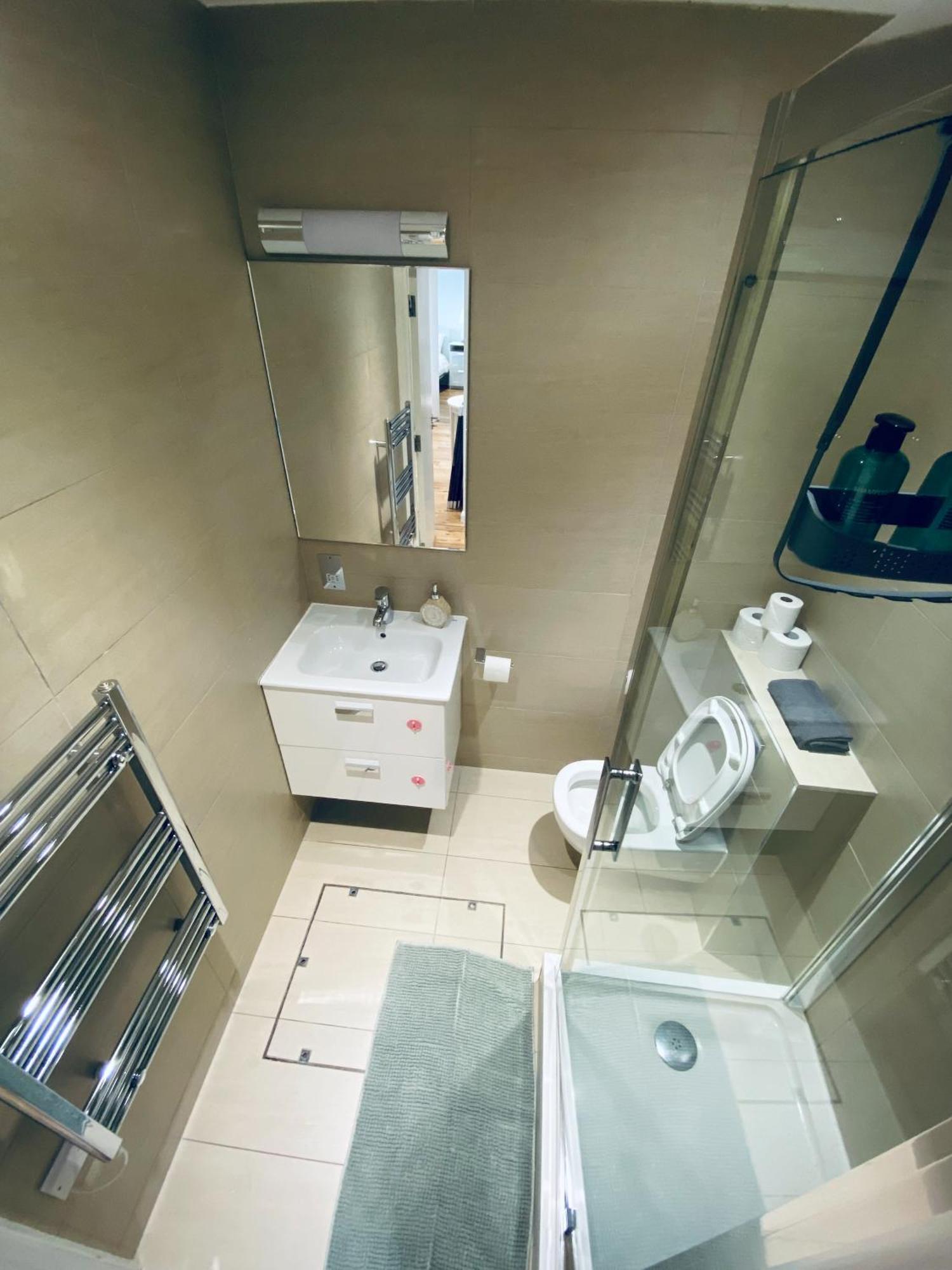 2 Bedroom Flat - 2 Bath - 15 Min Camden Town London Ngoại thất bức ảnh